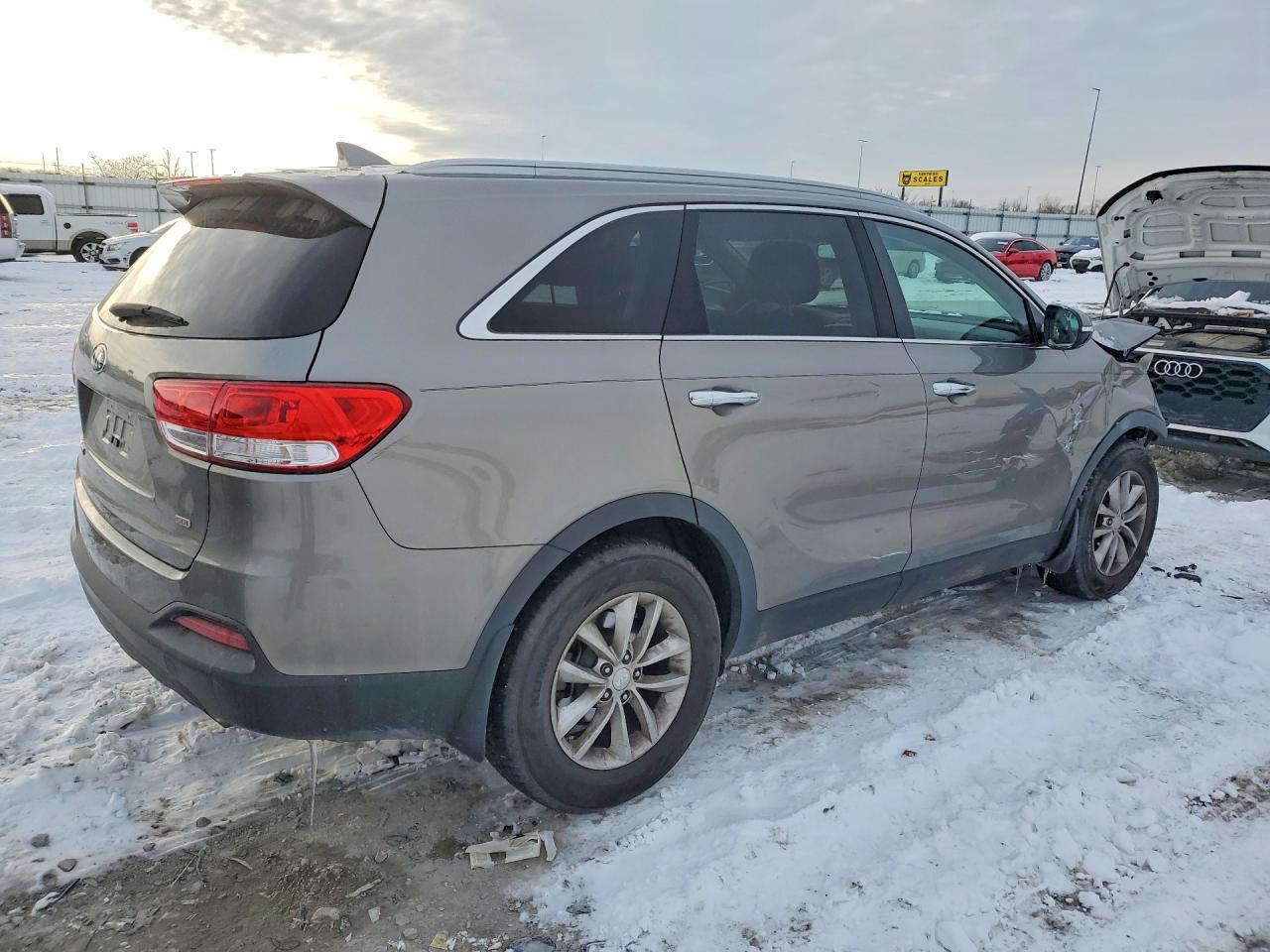2016 KIA SORENTO