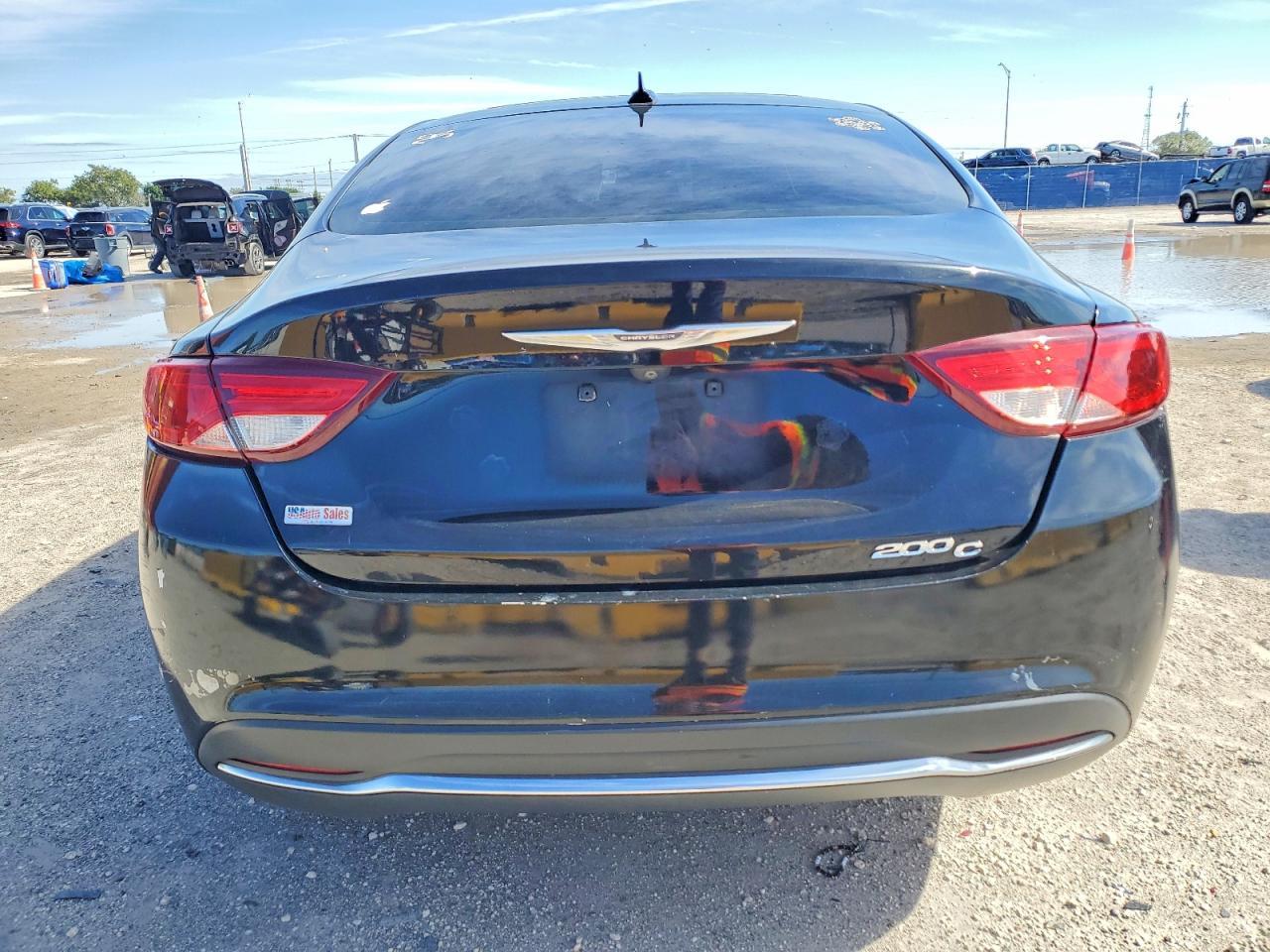 2015 CHRYSLER 200