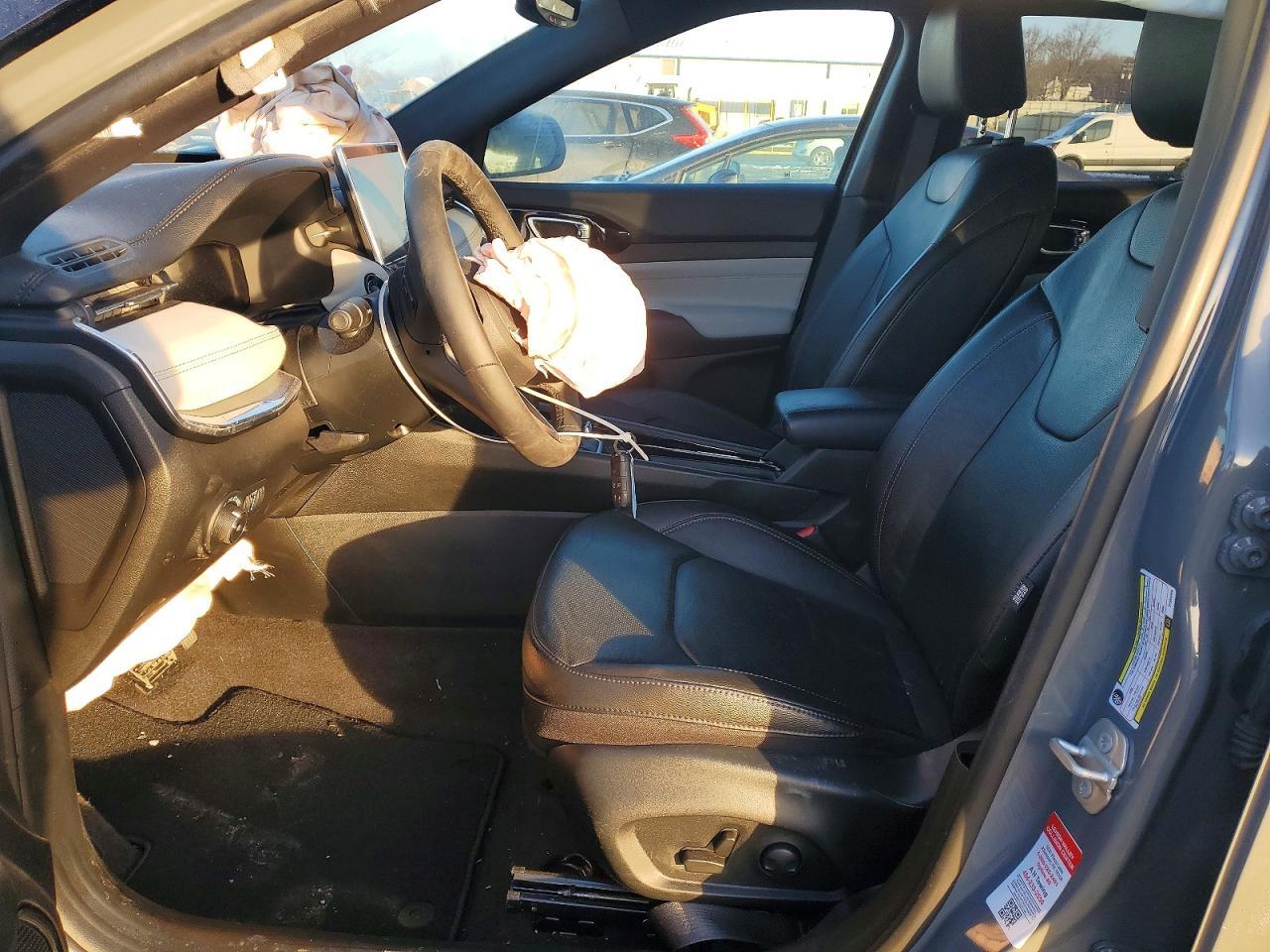 2023 JEEP Compass