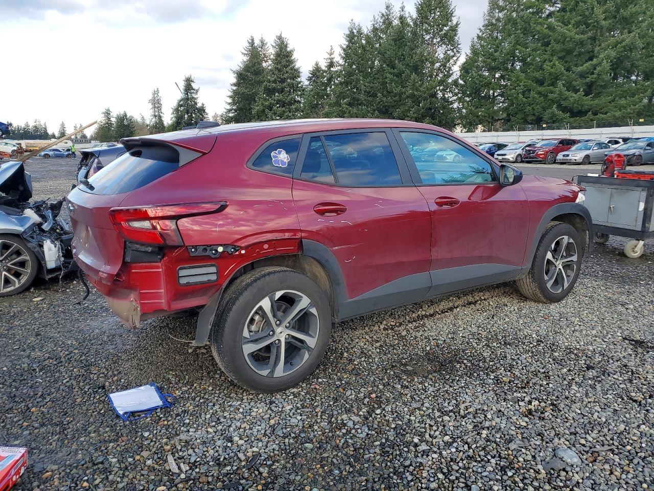 2025 CHEVROLET TRAX