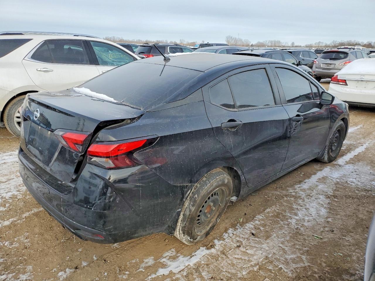 2021 NISSAN VERSA