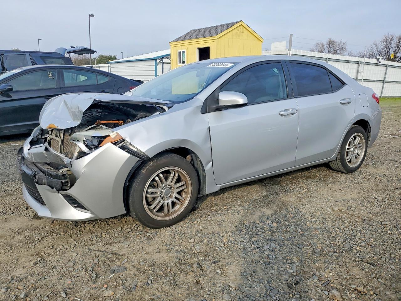 2015 TOYOTA COROLLA