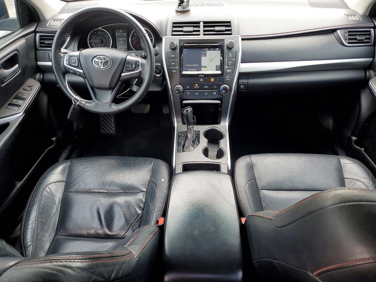 2016 TOYOTA CAMRY