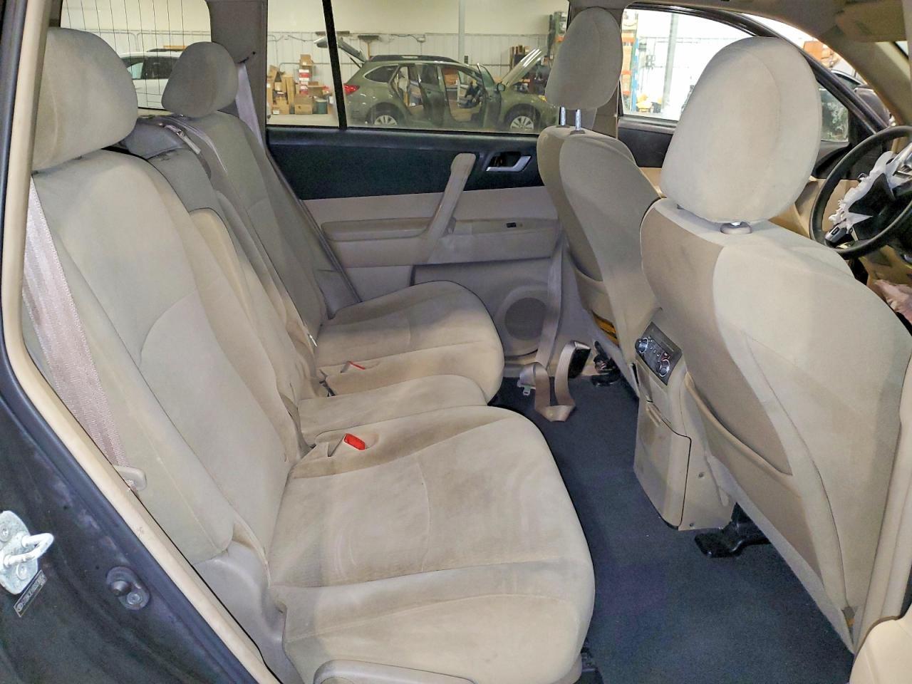 2013 TOYOTA HIGHLANDER