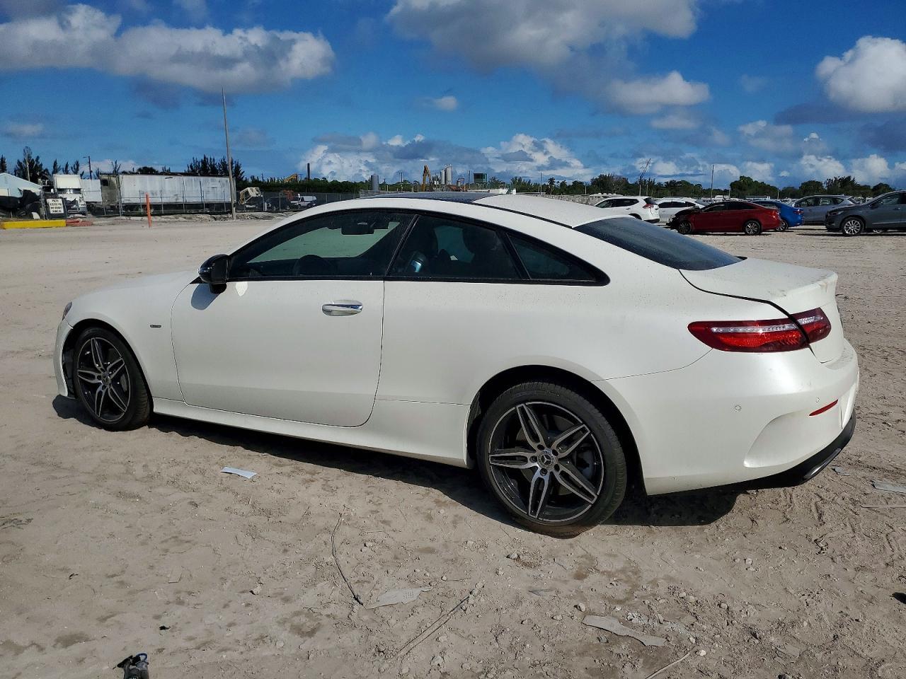2018 MERCEDES-BENZ E-Class