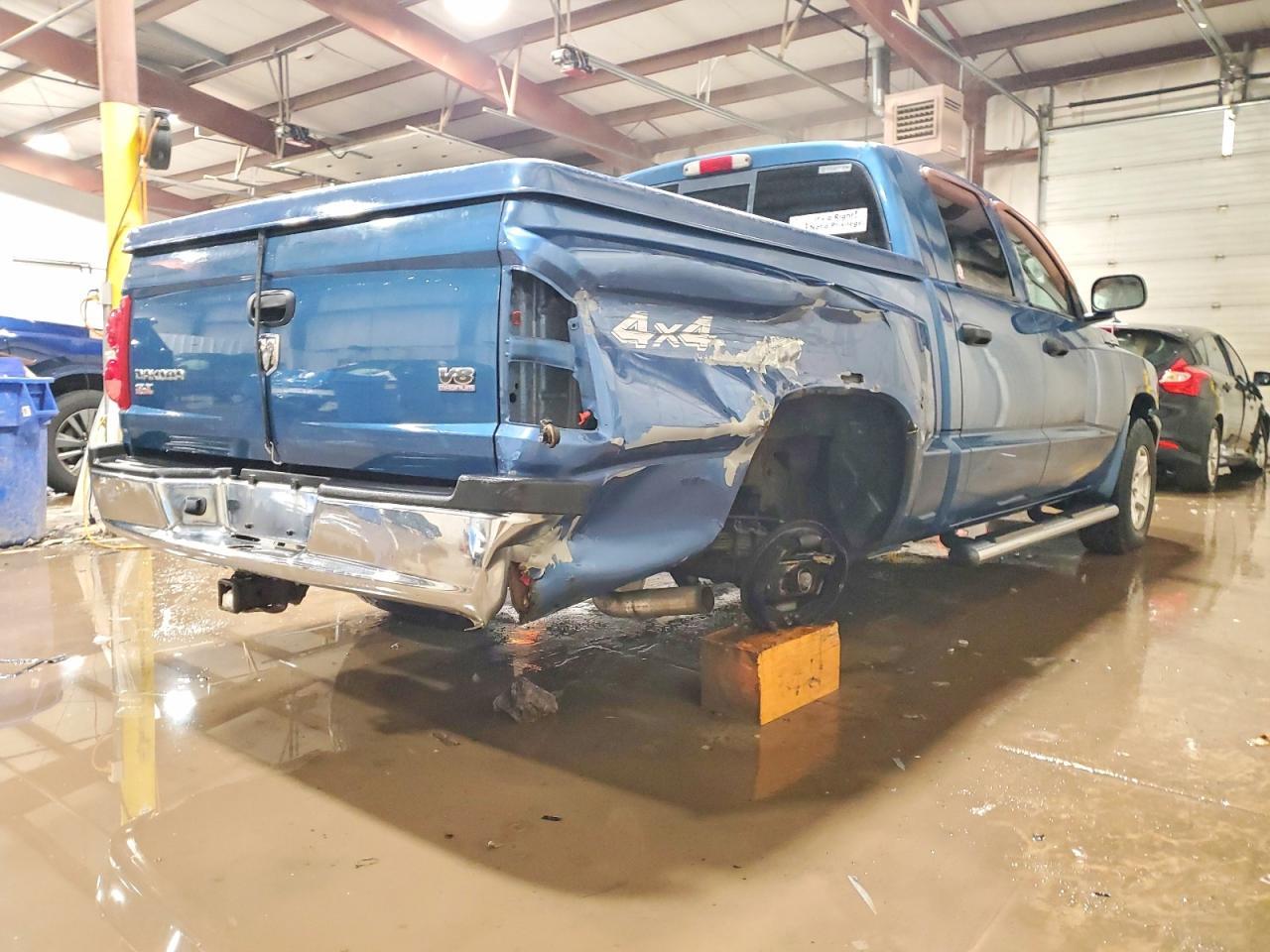 2005 DODGE Dakota