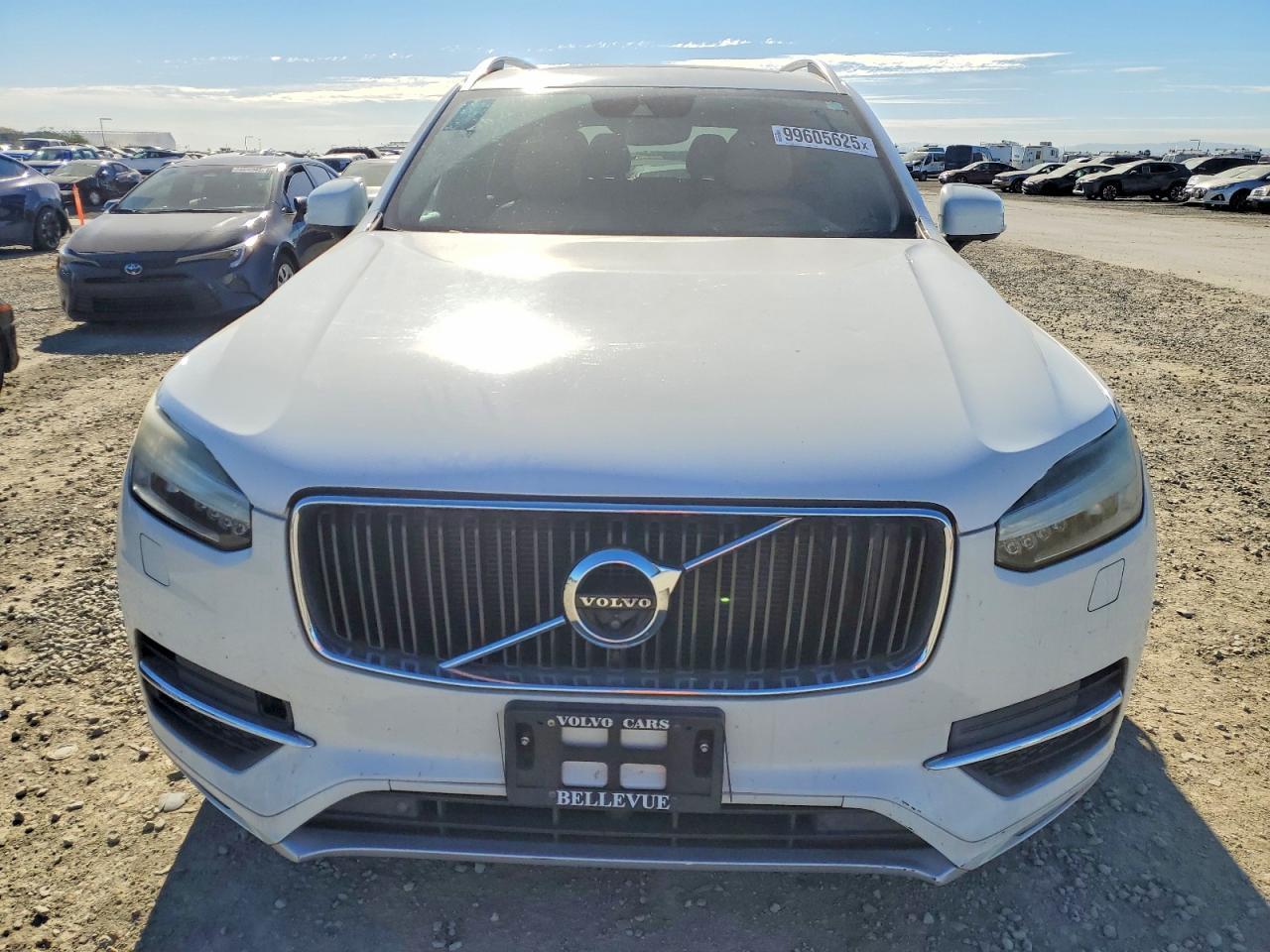 2017 VOLVO XC90