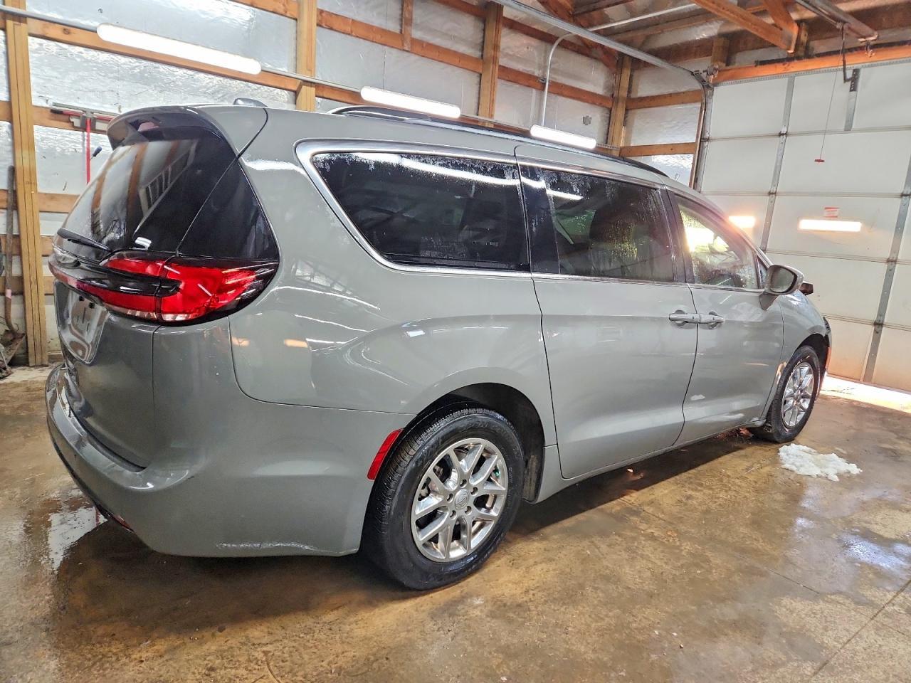 2022 CHRYSLER Pacifica