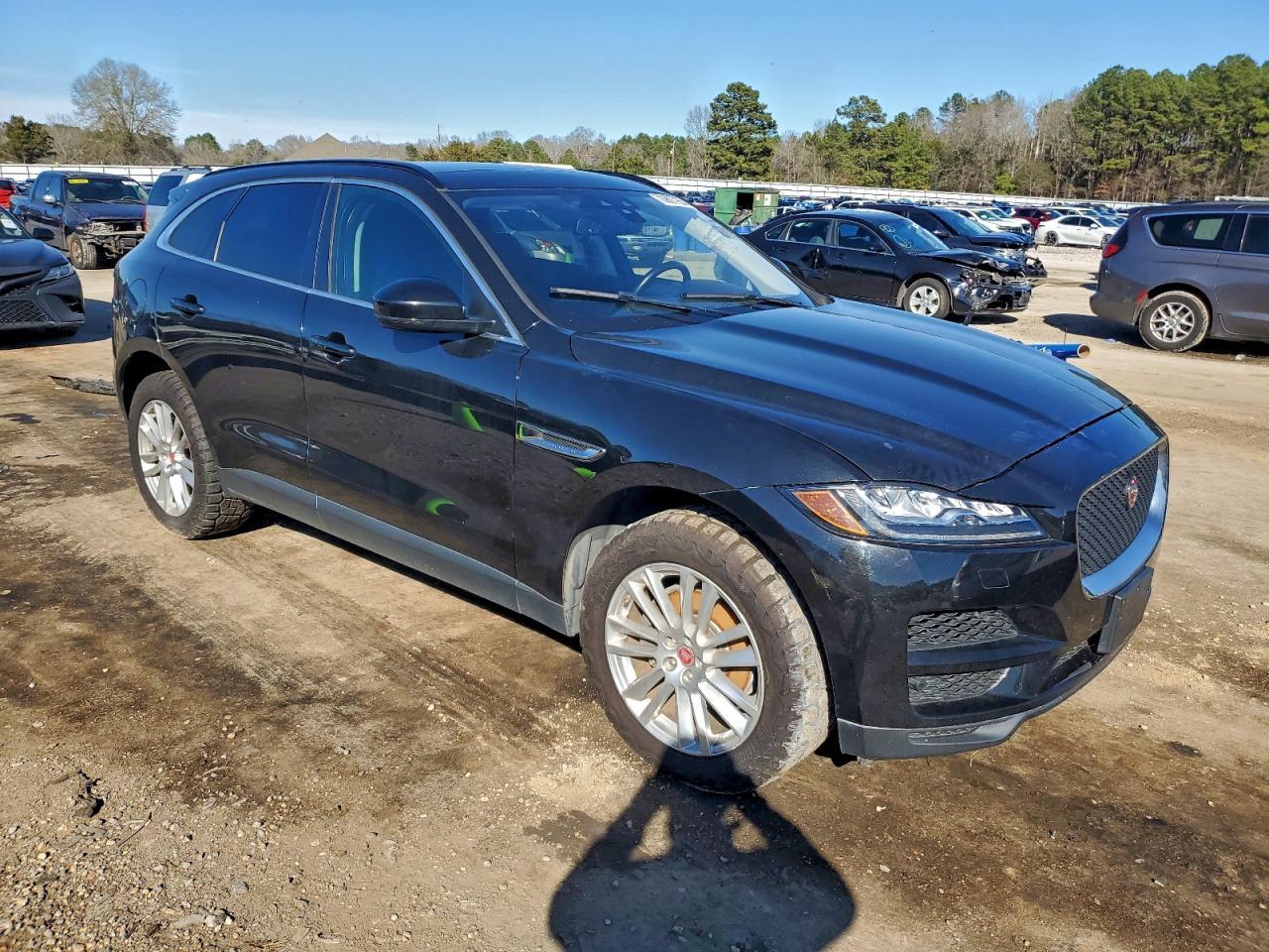 2017 JAGUAR F-Pace