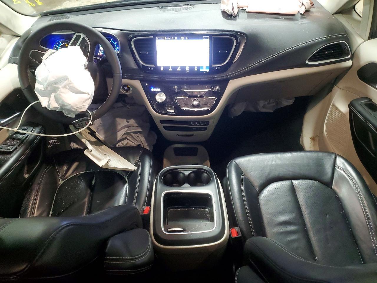2022 CHRYSLER Pacifica