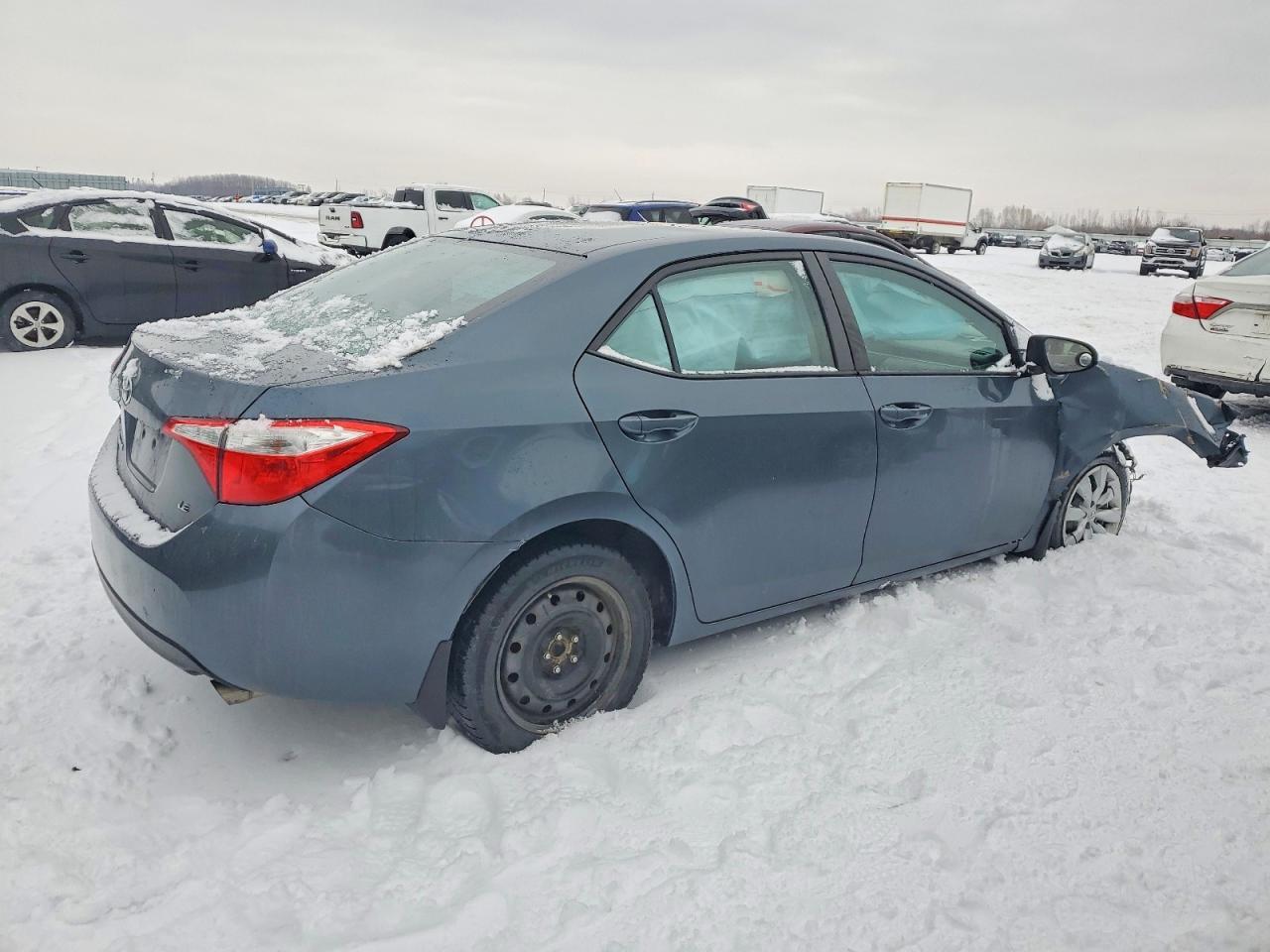 2015 TOYOTA COROLLA