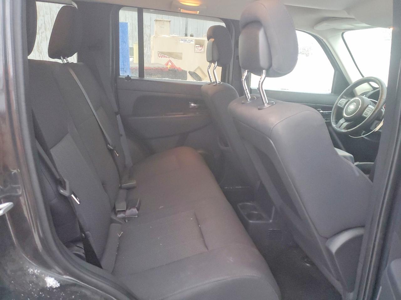 2011 JEEP Liberty