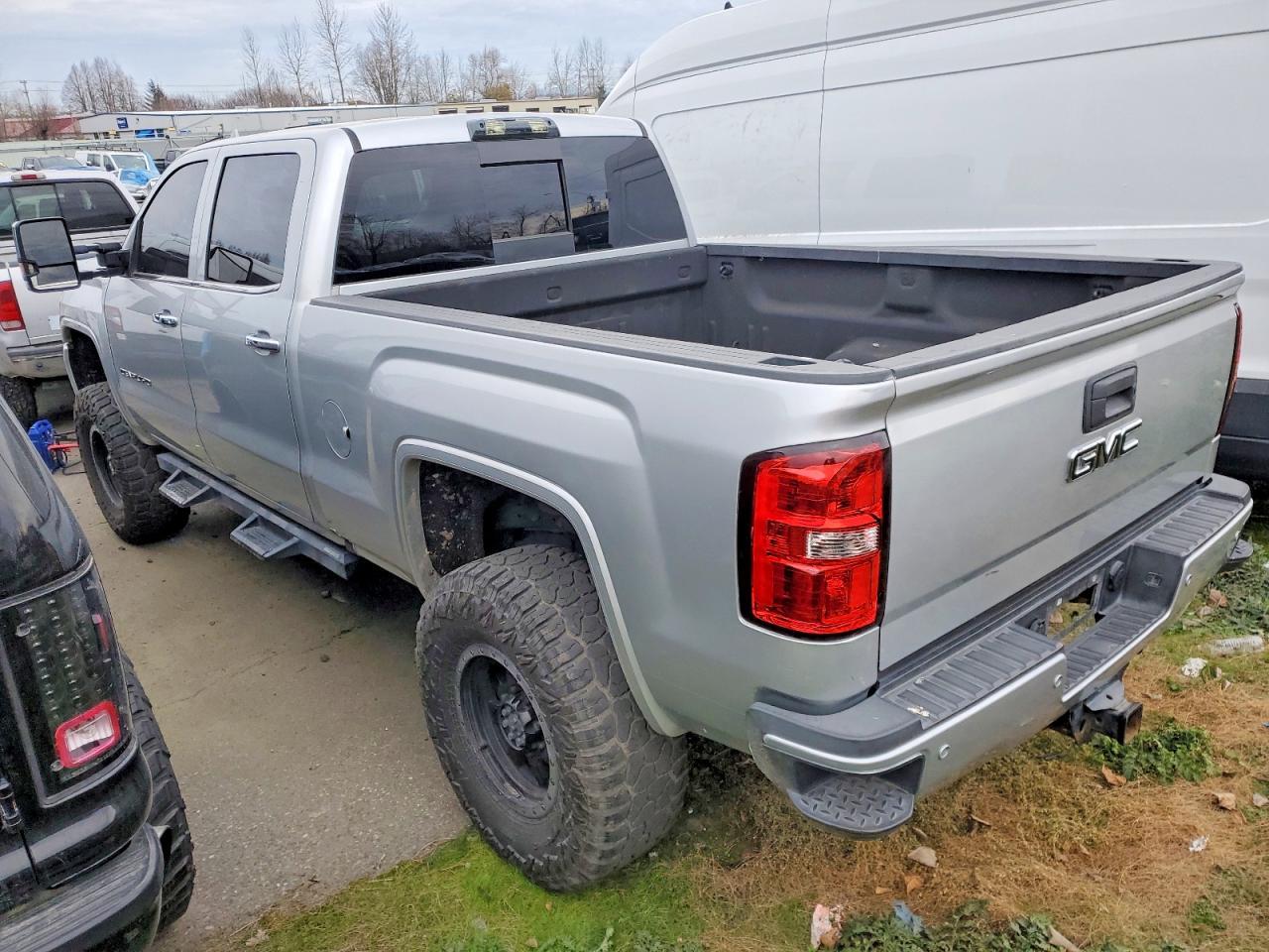 2018 GMC Sierra