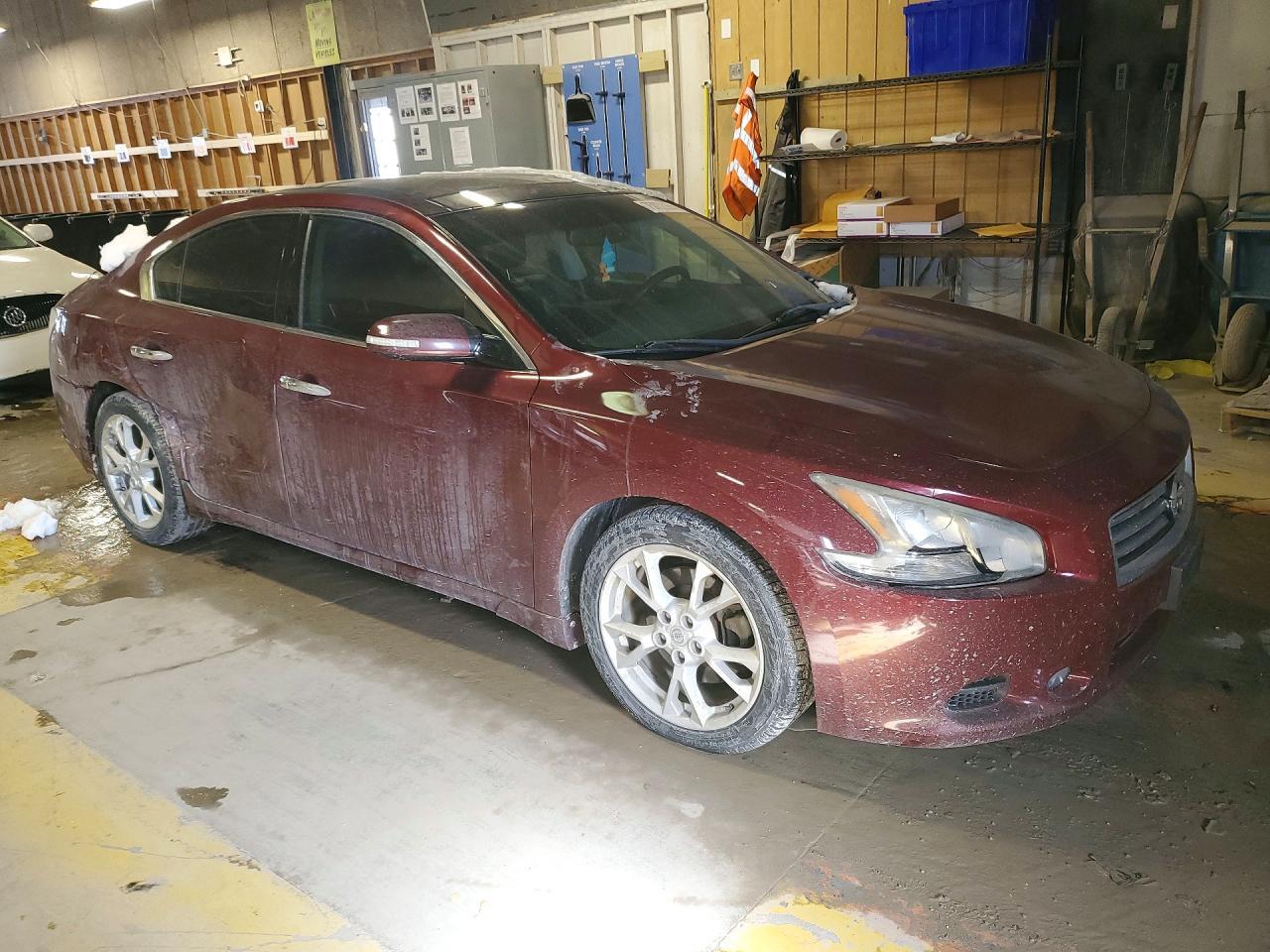 2013 NISSAN Maxima