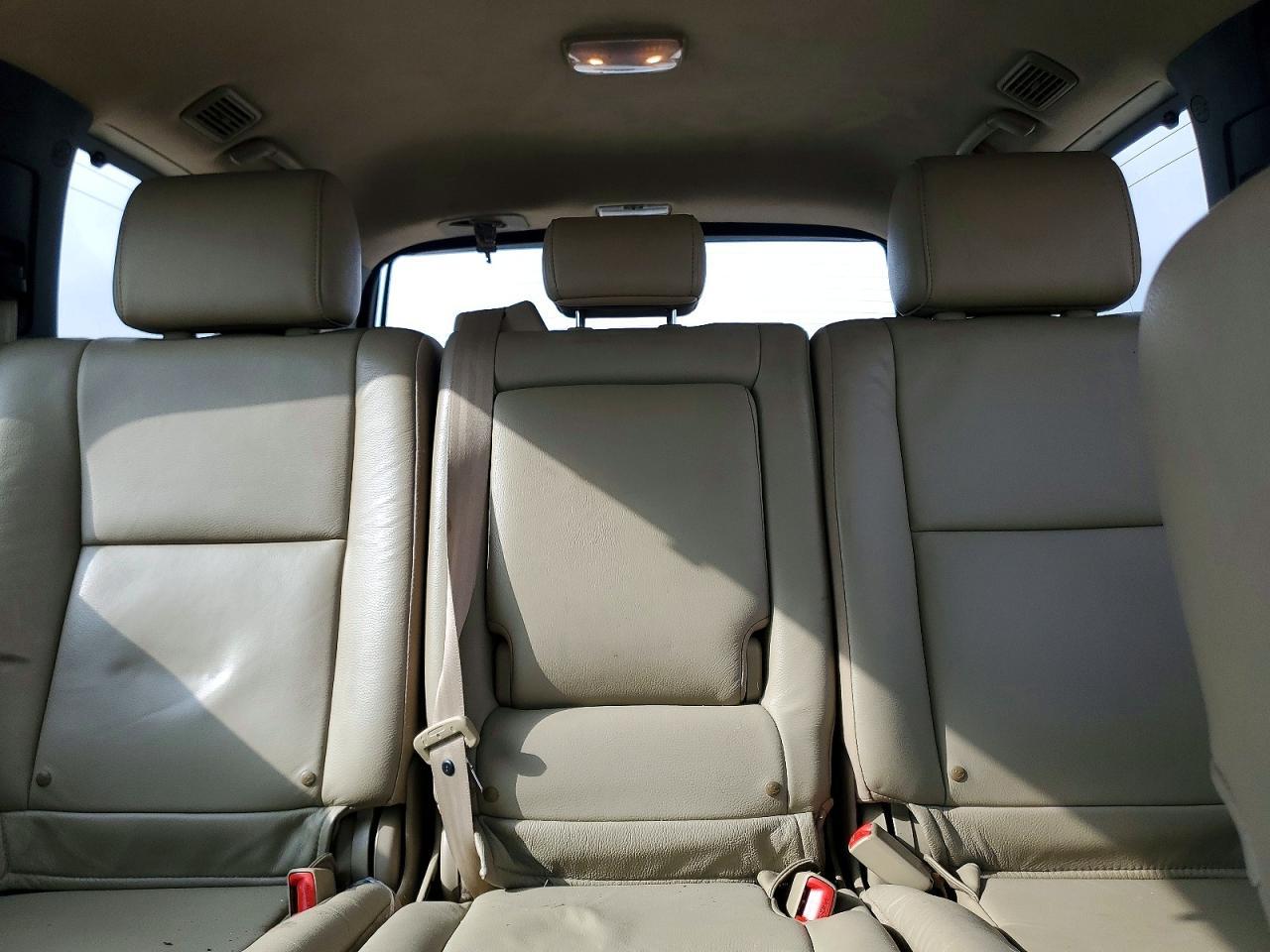 2014 TOYOTA Sequoia