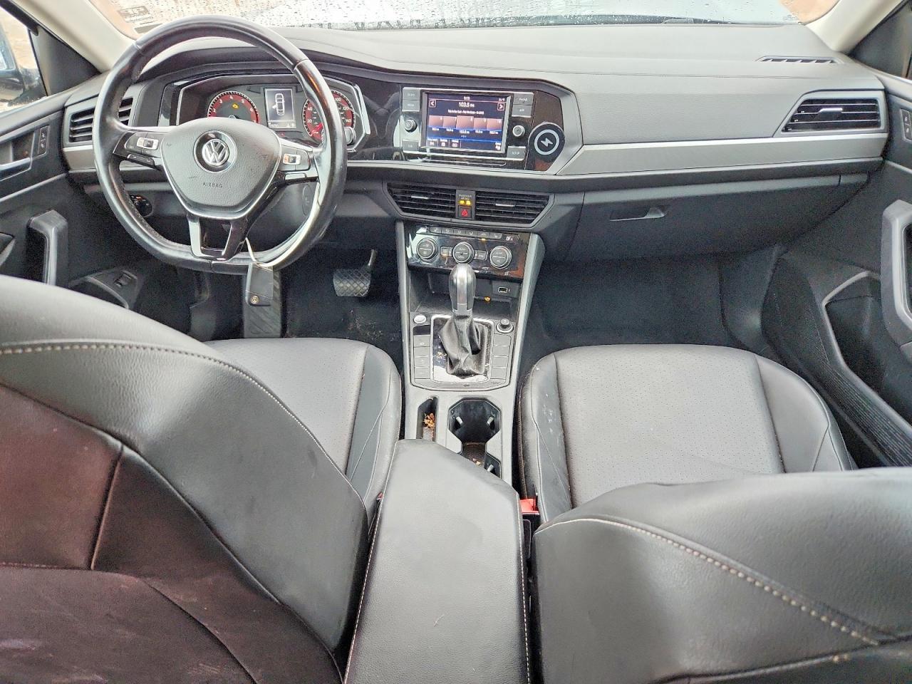 2019 VOLKSWAGEN JETTA