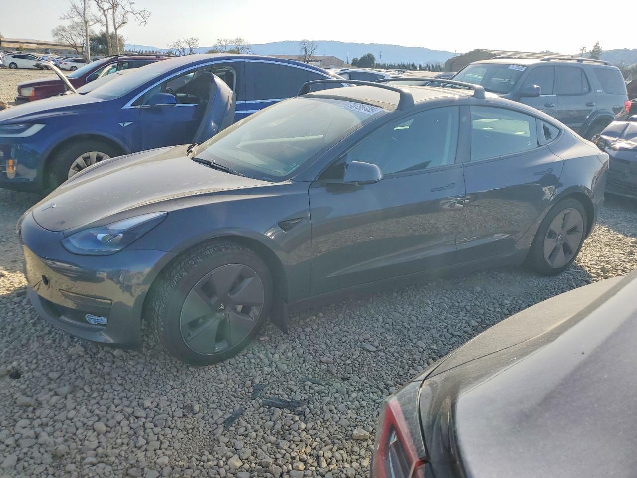 2021 TESLA MODEL 3