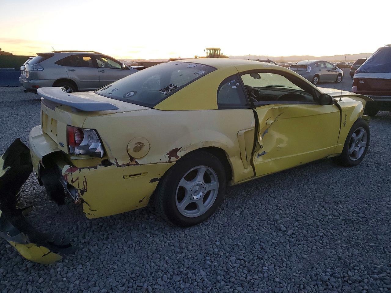 2003 FORD MUSTANG