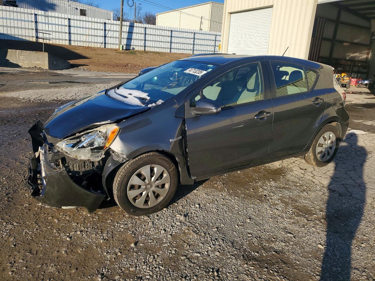 2012 TOYOTA Prius c