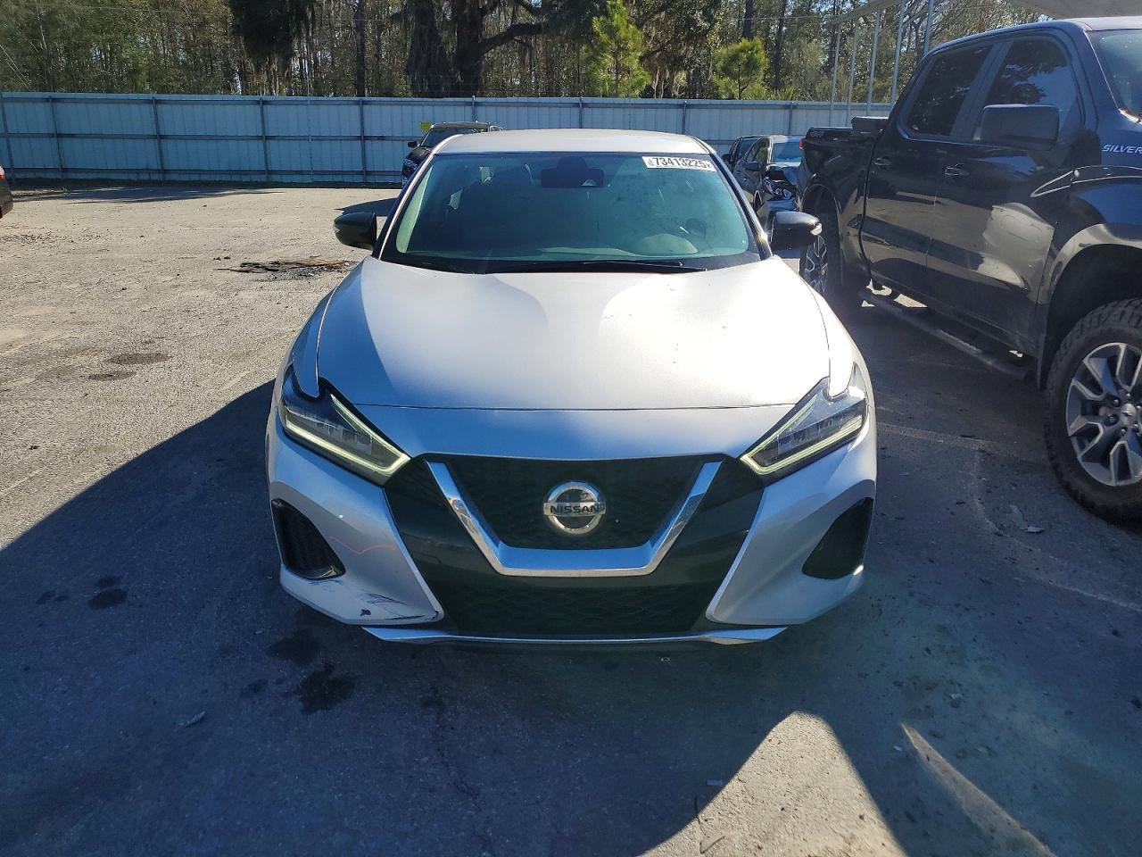 2022 NISSAN Maxima