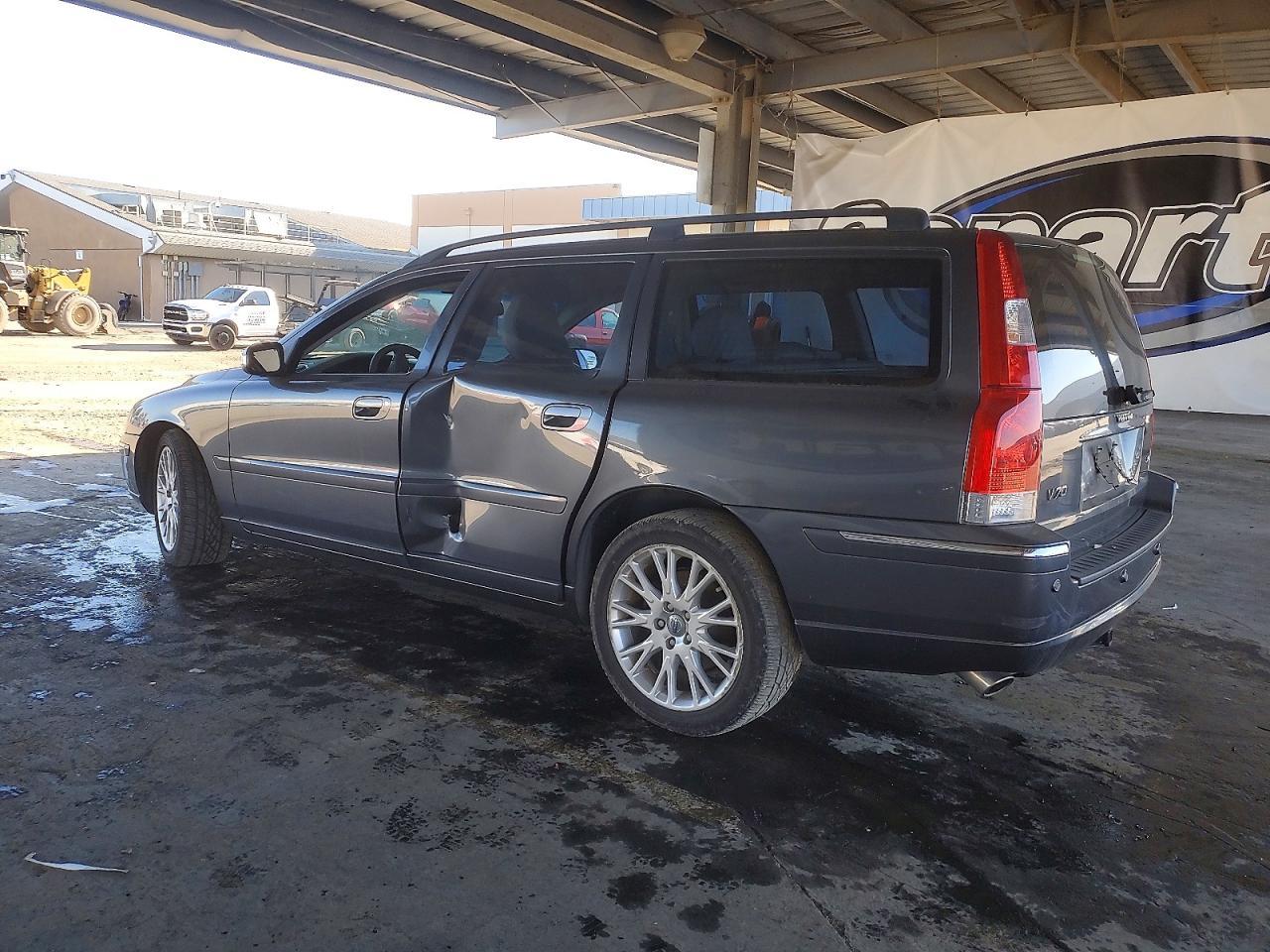 2007 VOLVO V70