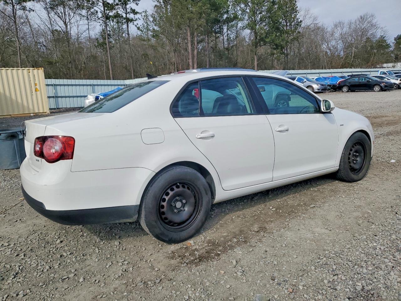2010 VOLKSWAGEN JETTA