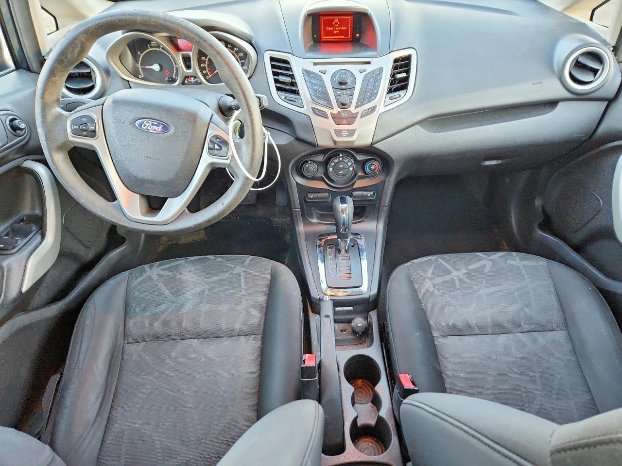 2011 FORD Fiesta