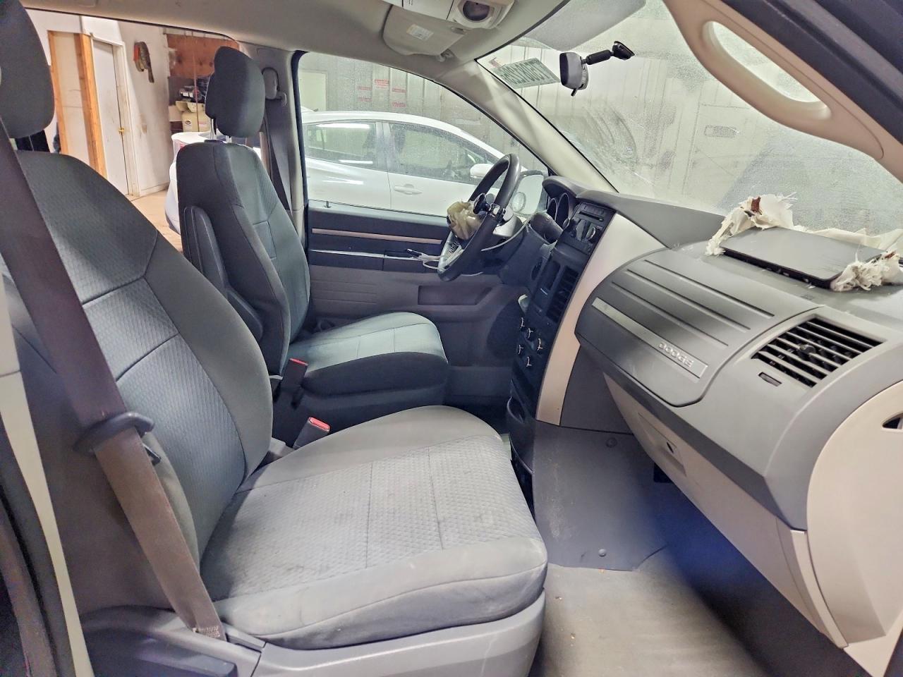 2010 DODGE GRAND CARAVAN