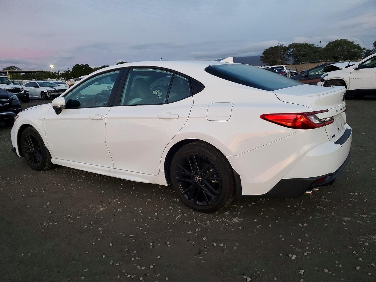2025 TOYOTA CAMRY