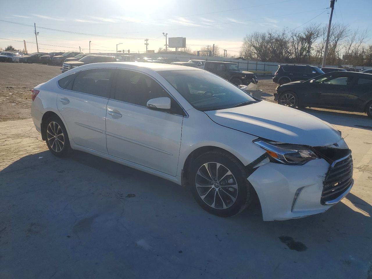 2017 TOYOTA Avalon
