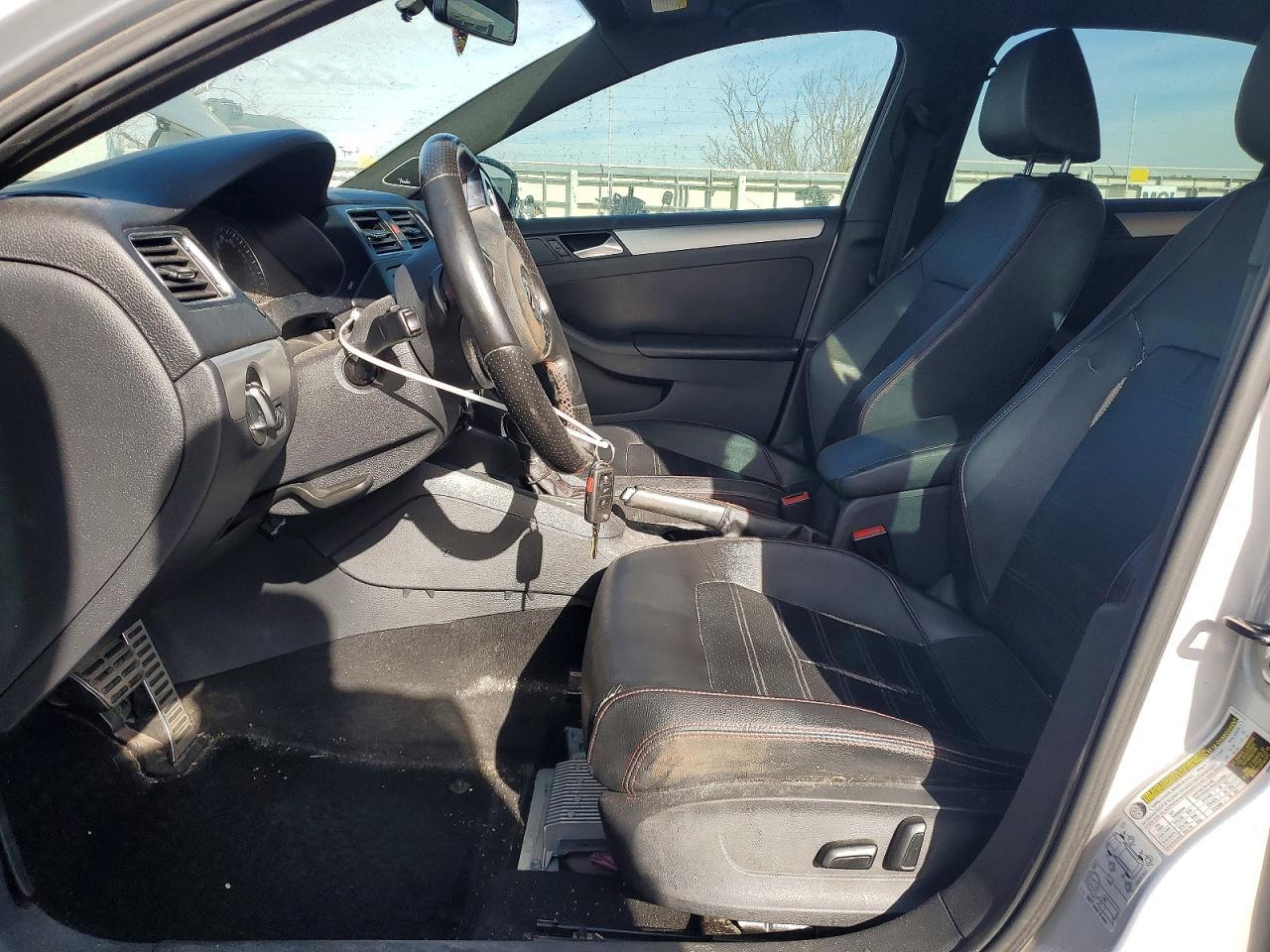 2013 VOLKSWAGEN JETTA