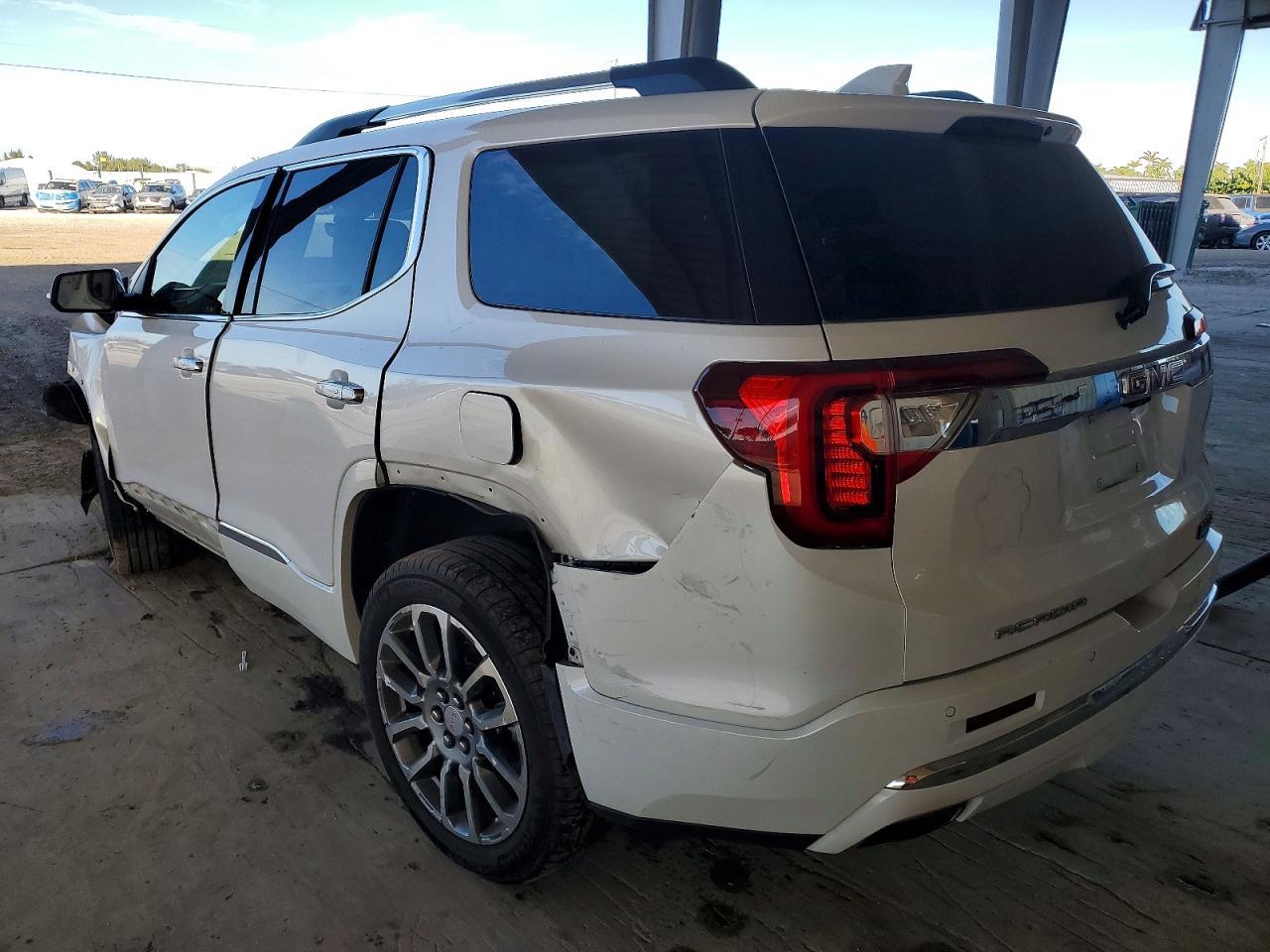 2023 GMC ACADIA