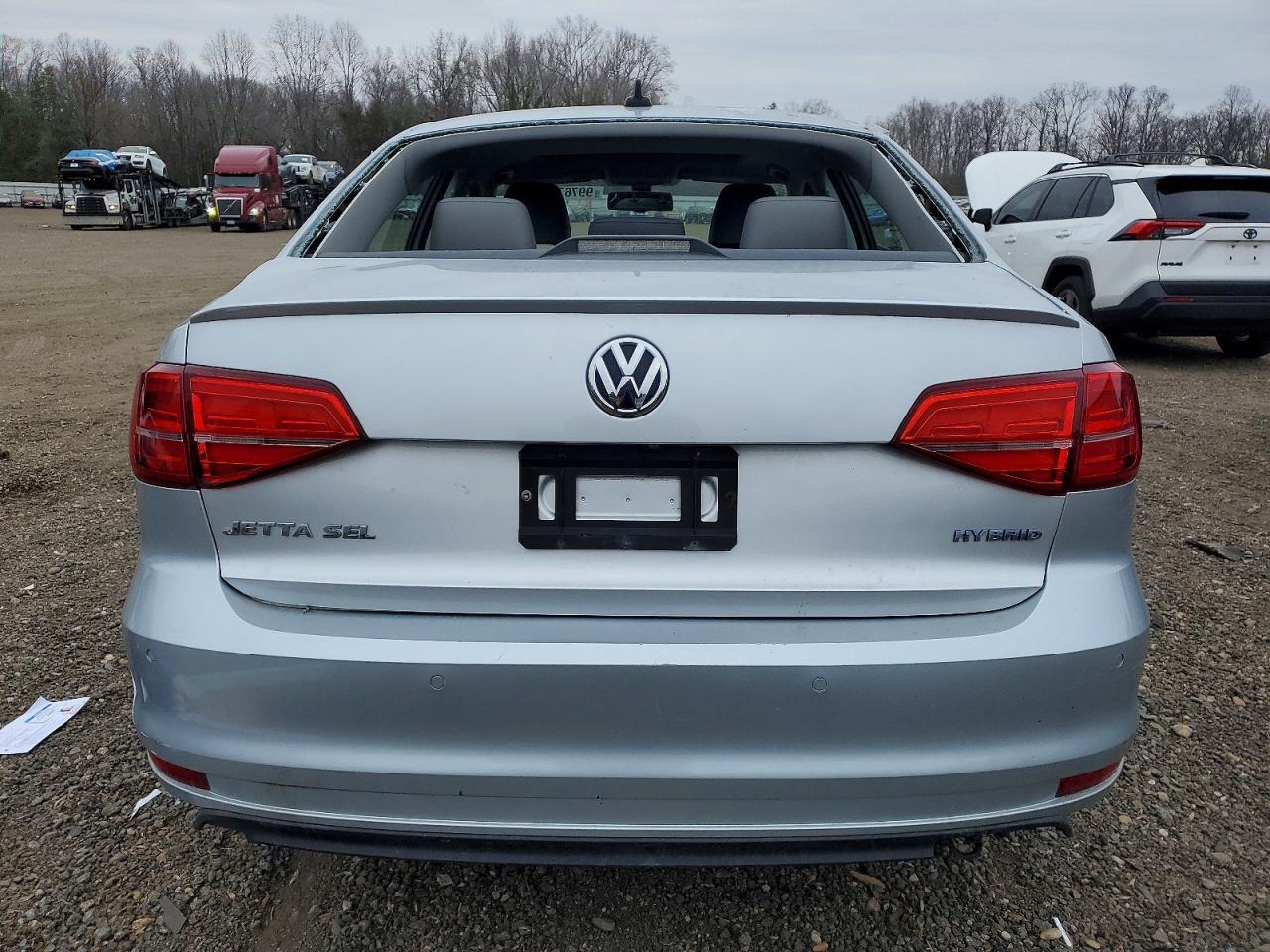 2016 VOLKSWAGEN JETTA