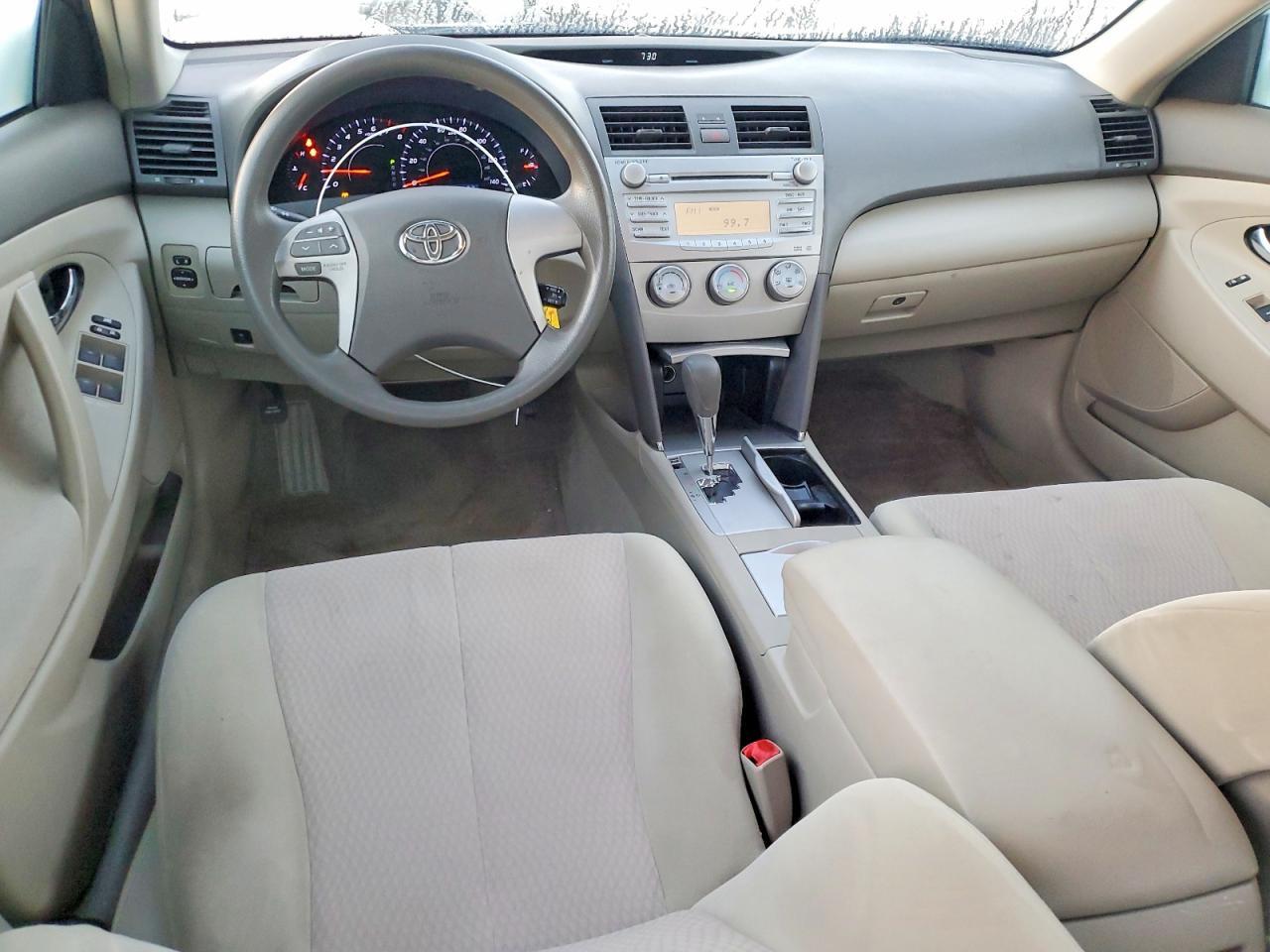 2010 TOYOTA CAMRY