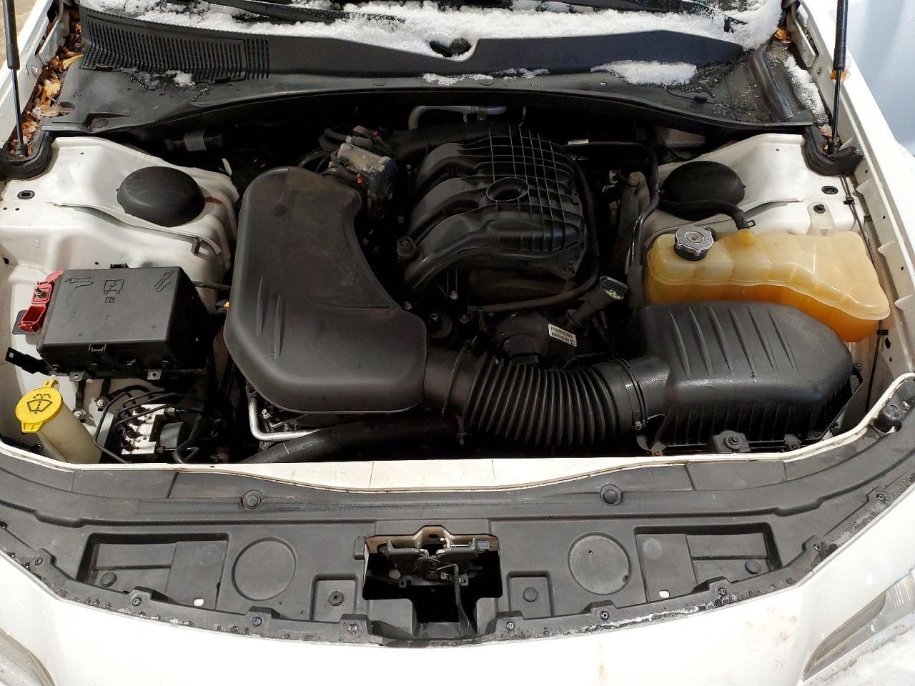 2019 CHRYSLER 300