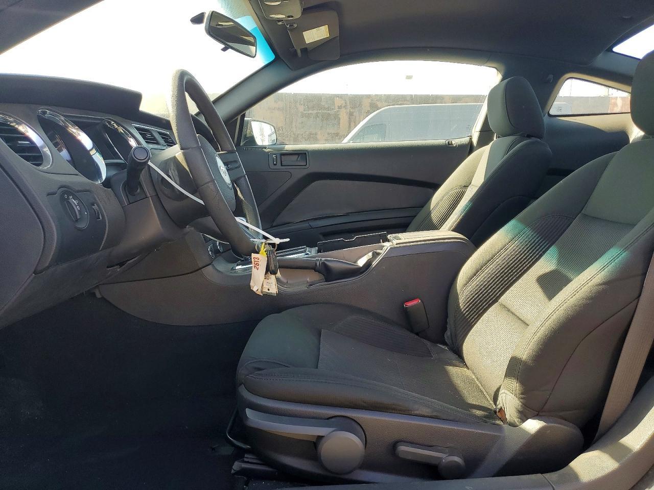 2010 FORD MUSTANG