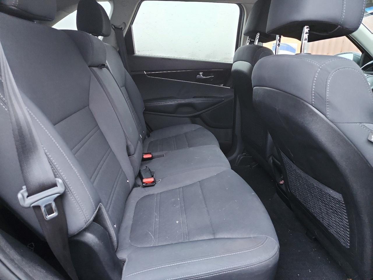 2017 KIA SORENTO