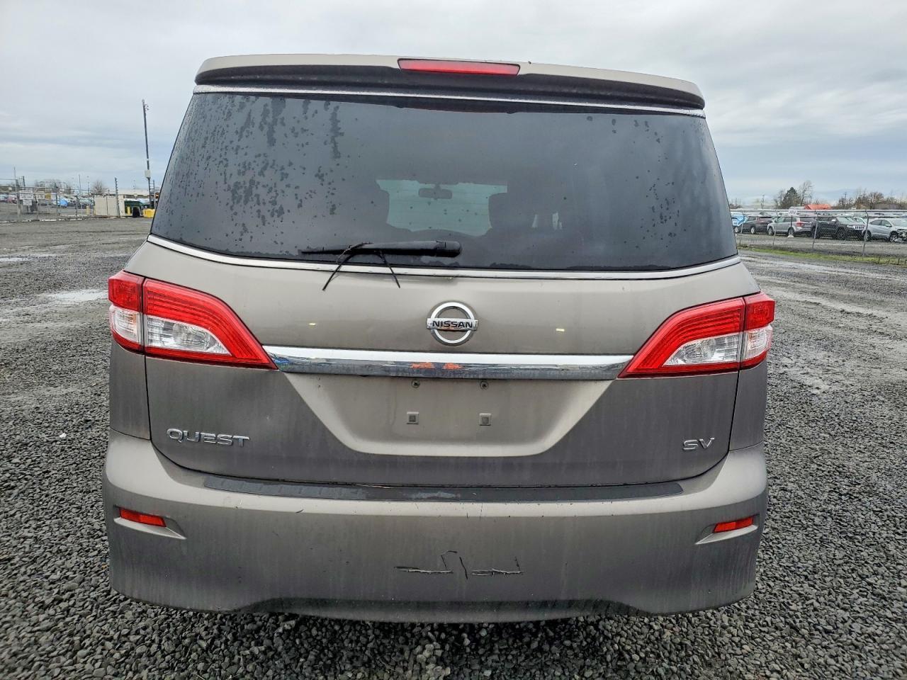 2015 NISSAN Quest