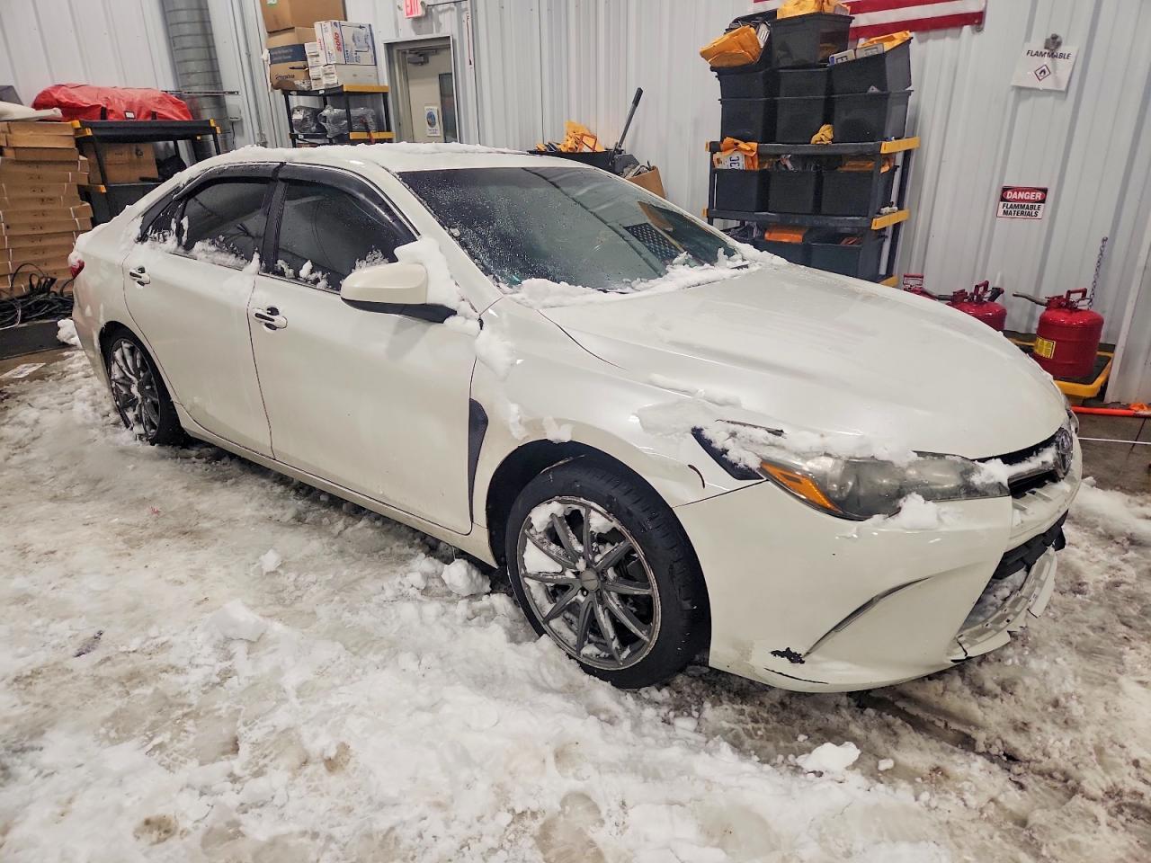 2017 TOYOTA CAMRY
