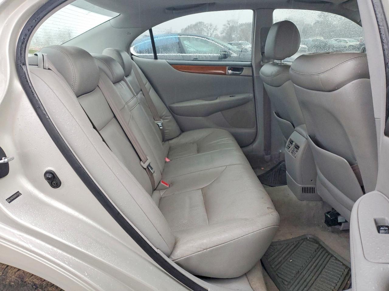 2005 LEXUS ES 330