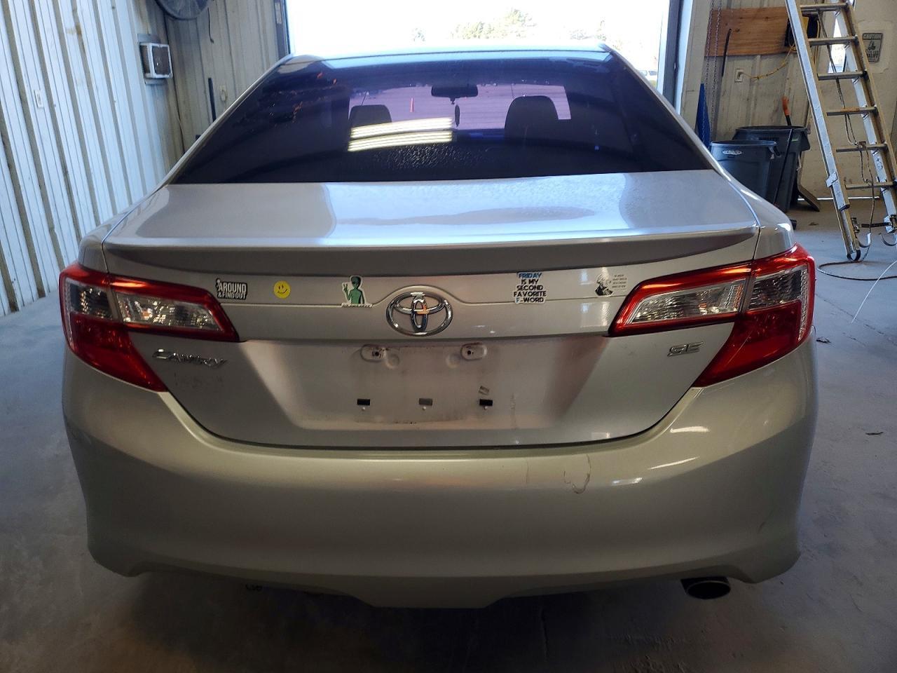 2014 TOYOTA CAMRY