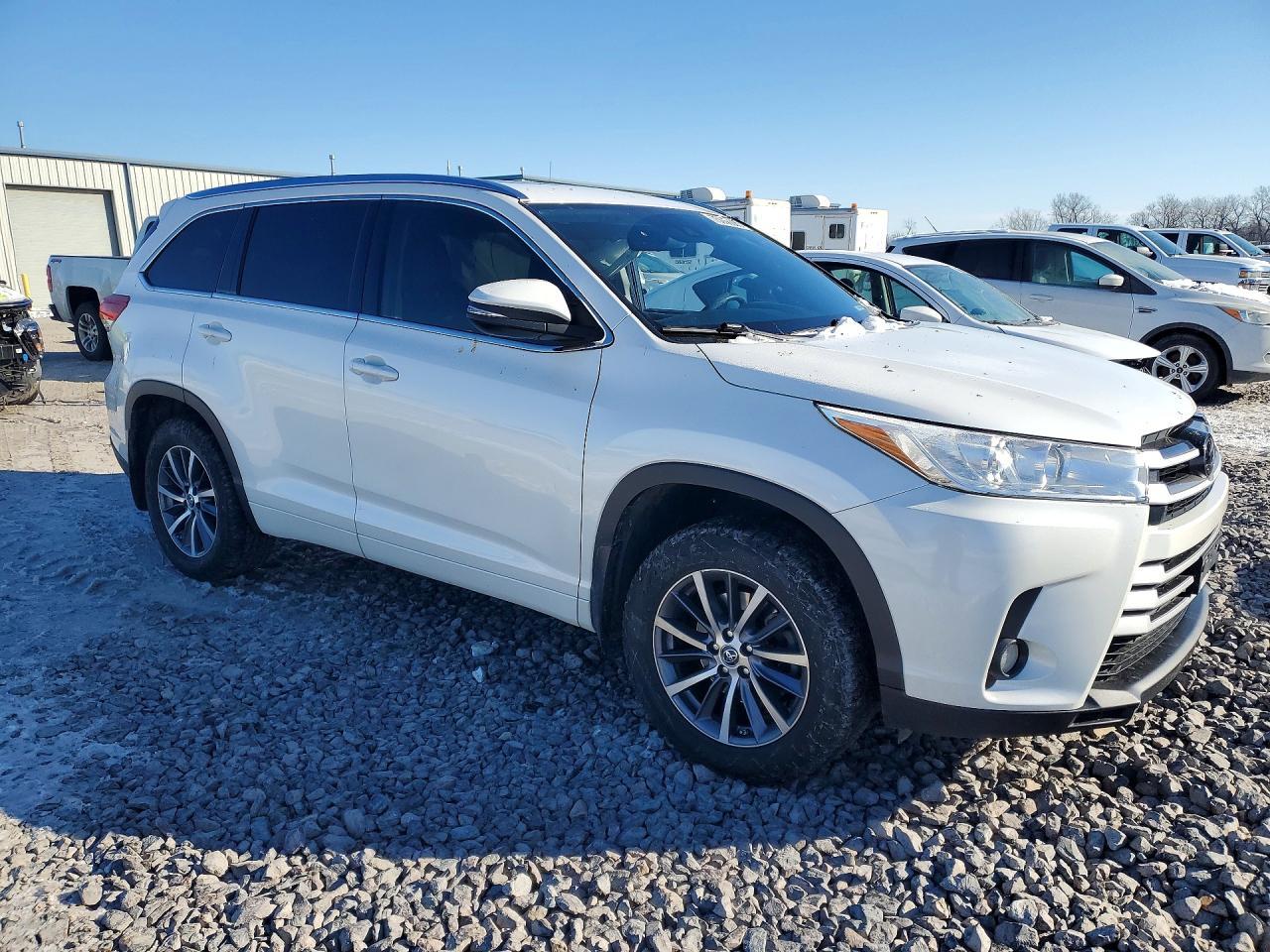 2018 TOYOTA HIGHLANDER