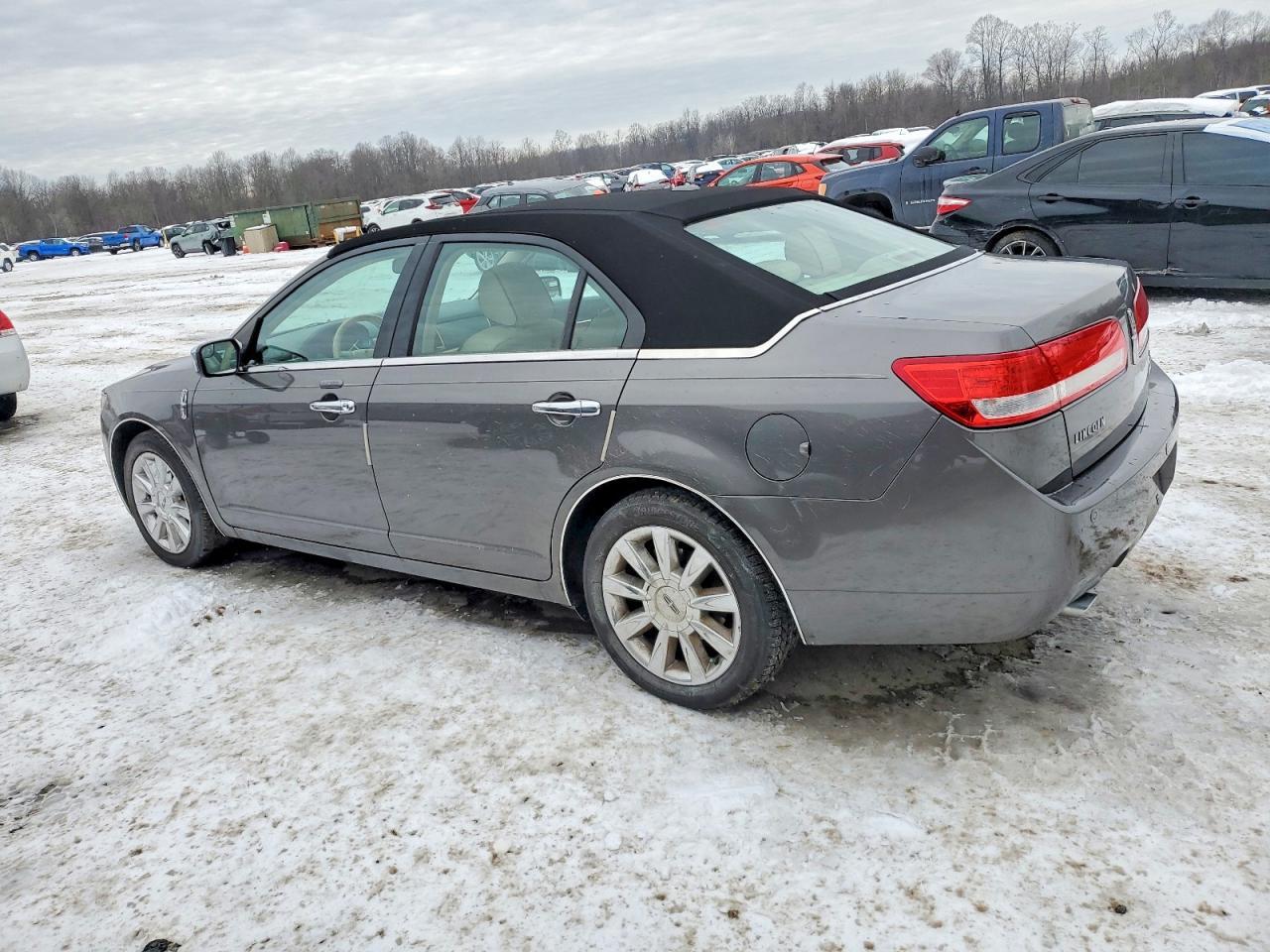 2011 LINCOLN MKZ