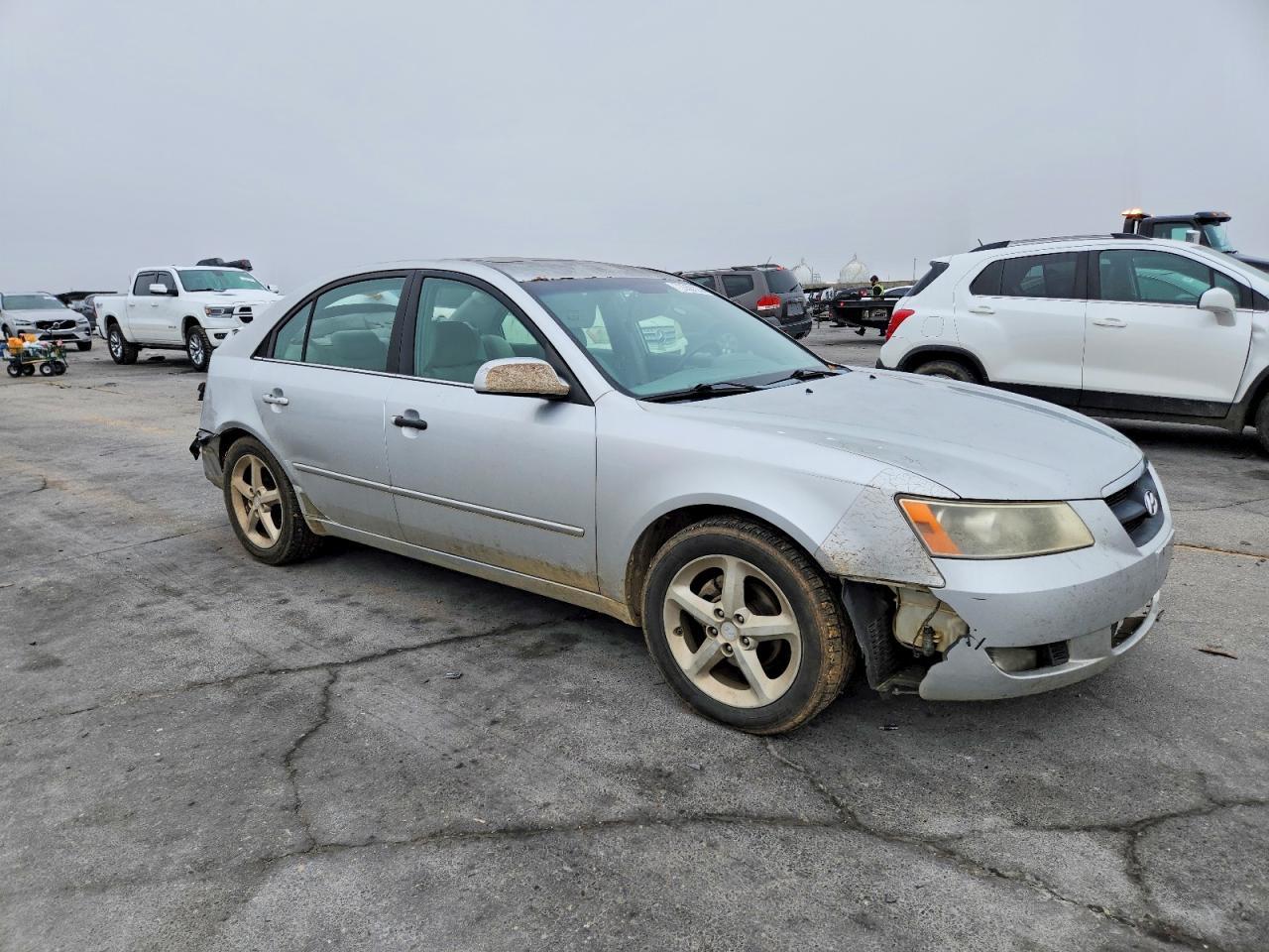 2008 HYUNDAI SONATA