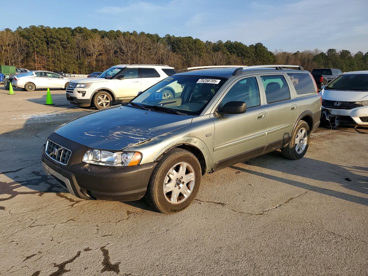 2006 VOLVO XC70