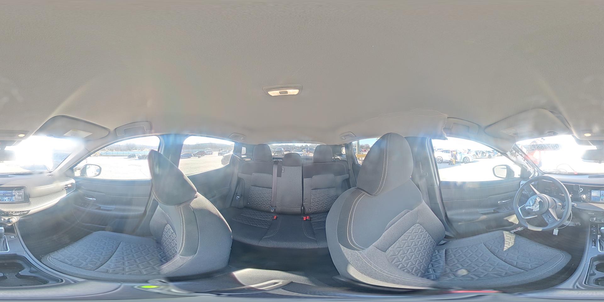 2025 NISSAN KICKS