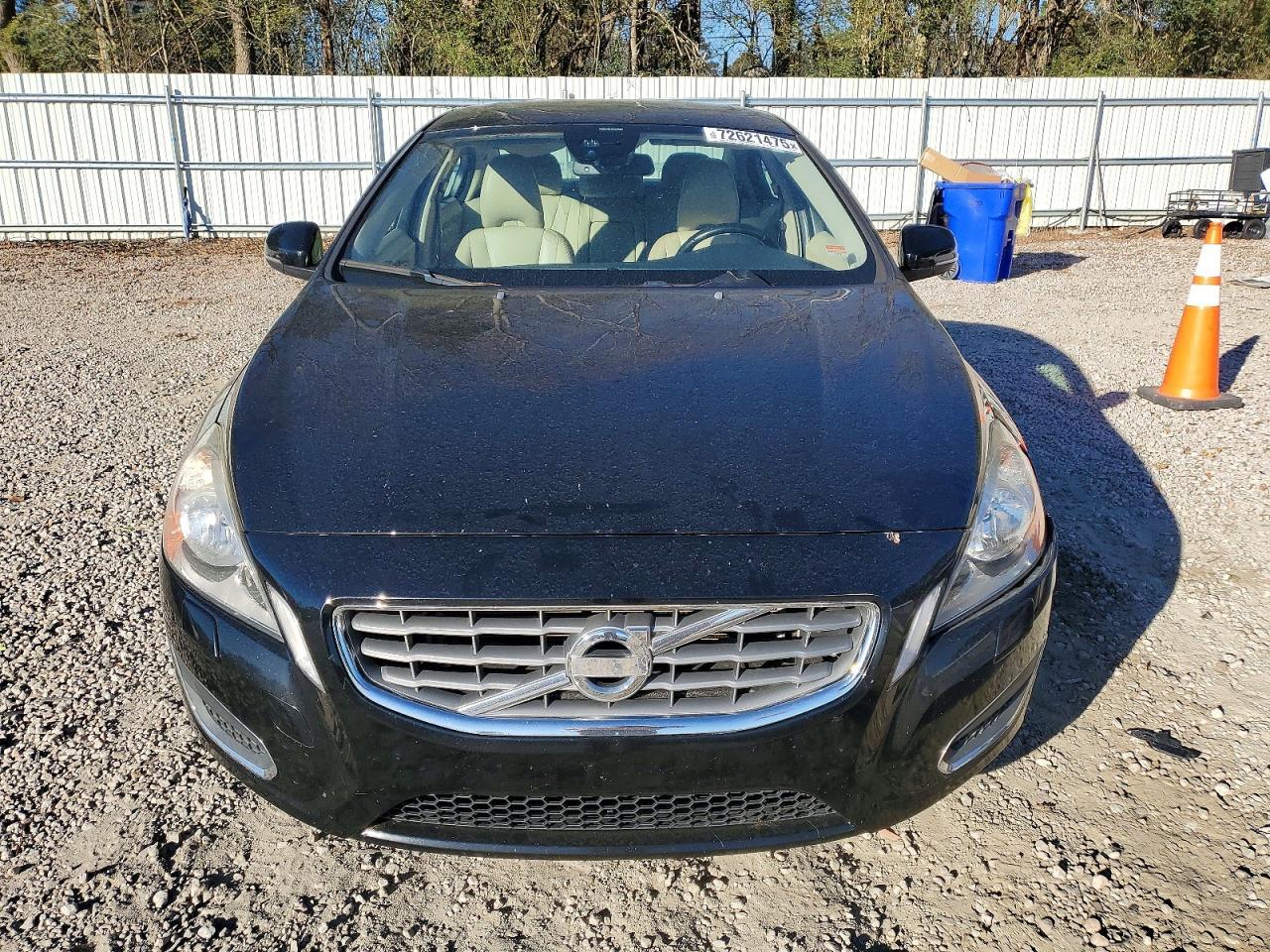 2013 VOLVO S60