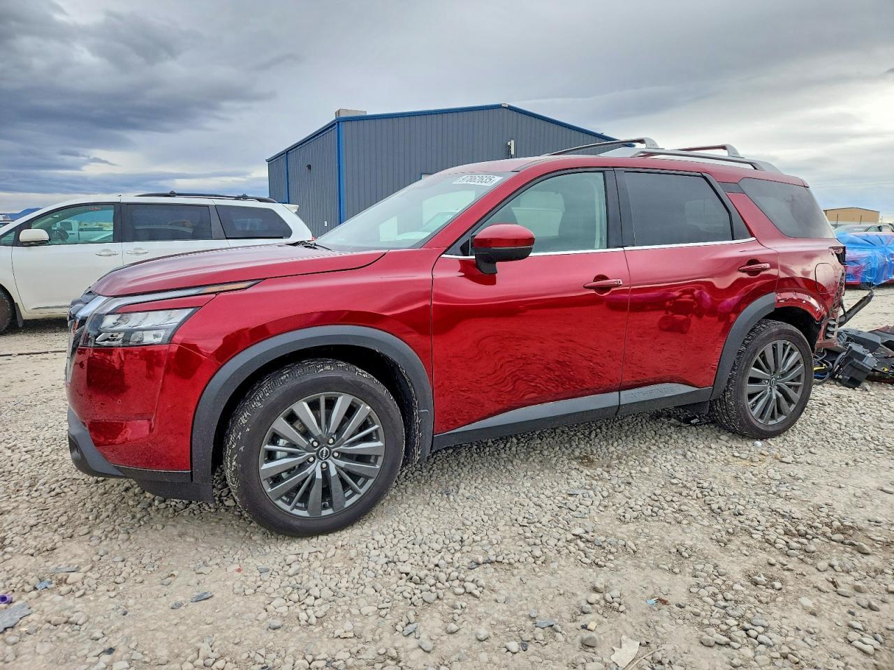 2025 NISSAN PATHFINDER