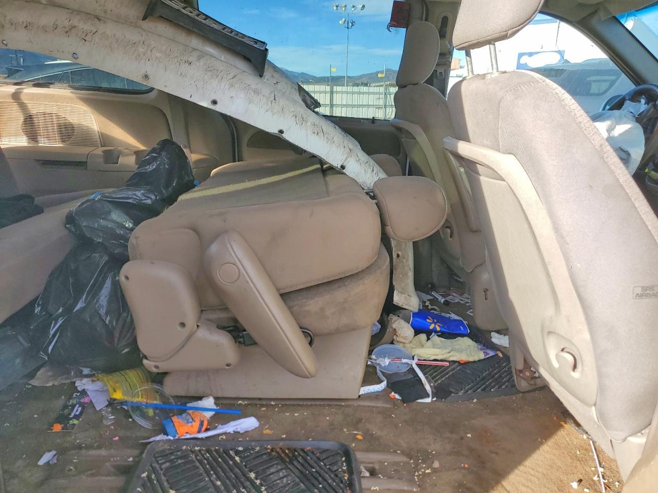2001 DODGE GRAND CARAVAN