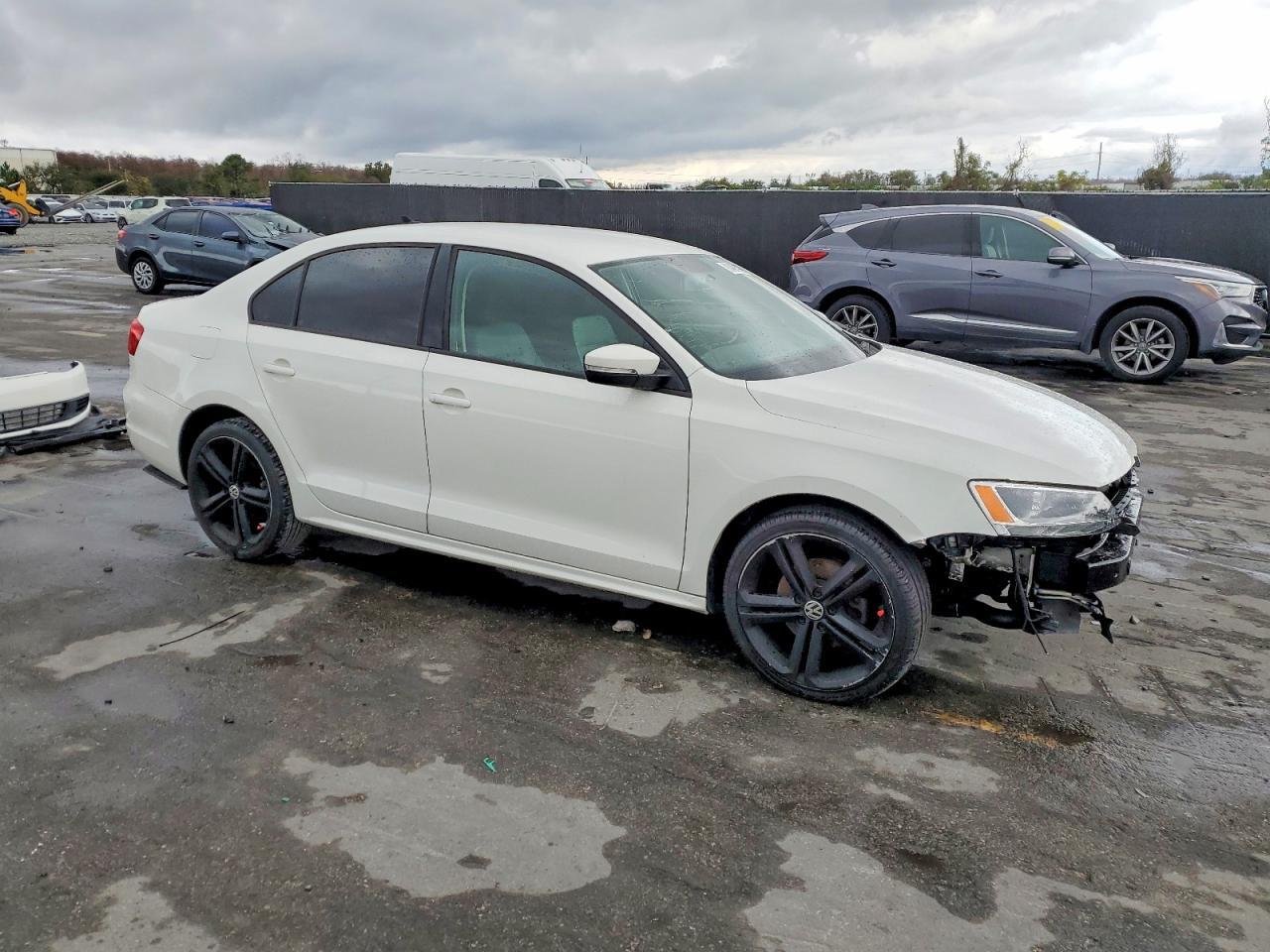 2014 VOLKSWAGEN JETTA